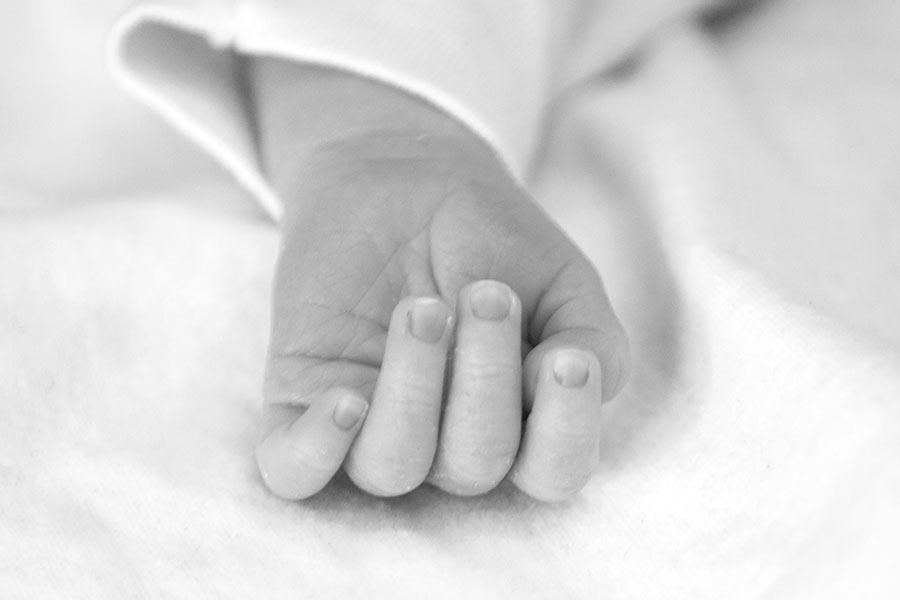 newborn shooting baby berlin homestory location zu hause fotoshooting 04